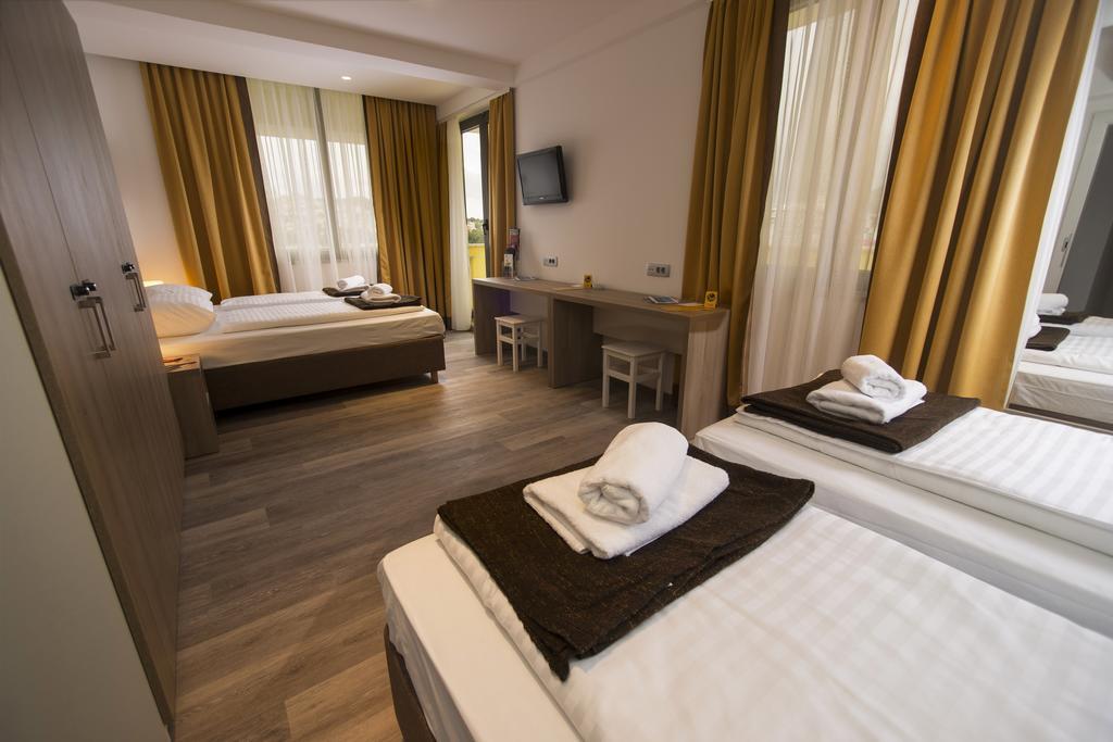 Hostel Sol