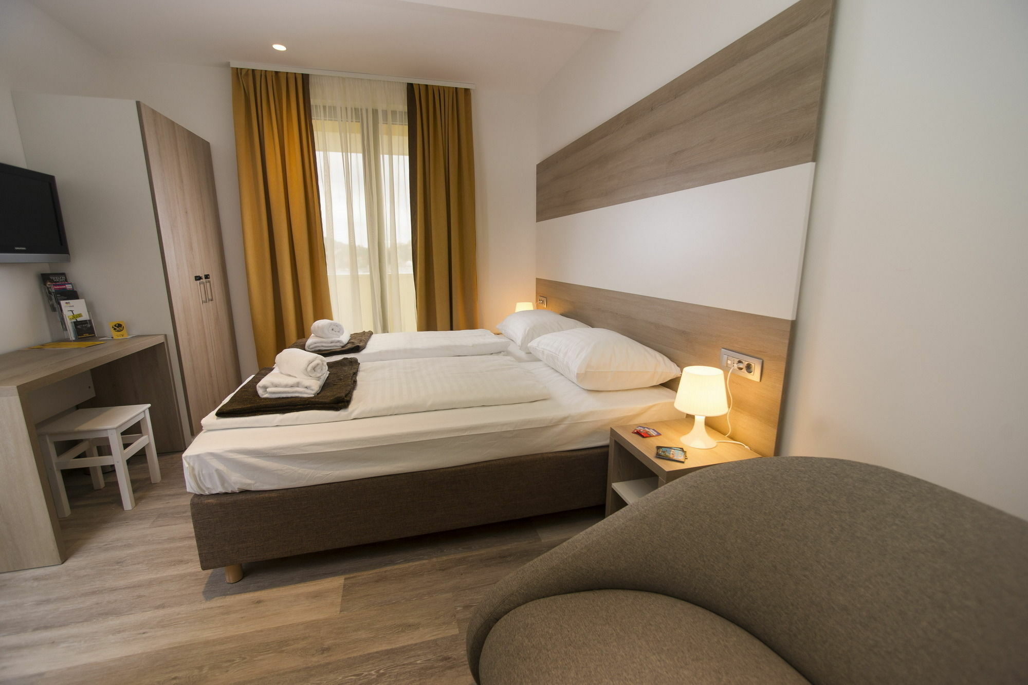 Sol Hostel *